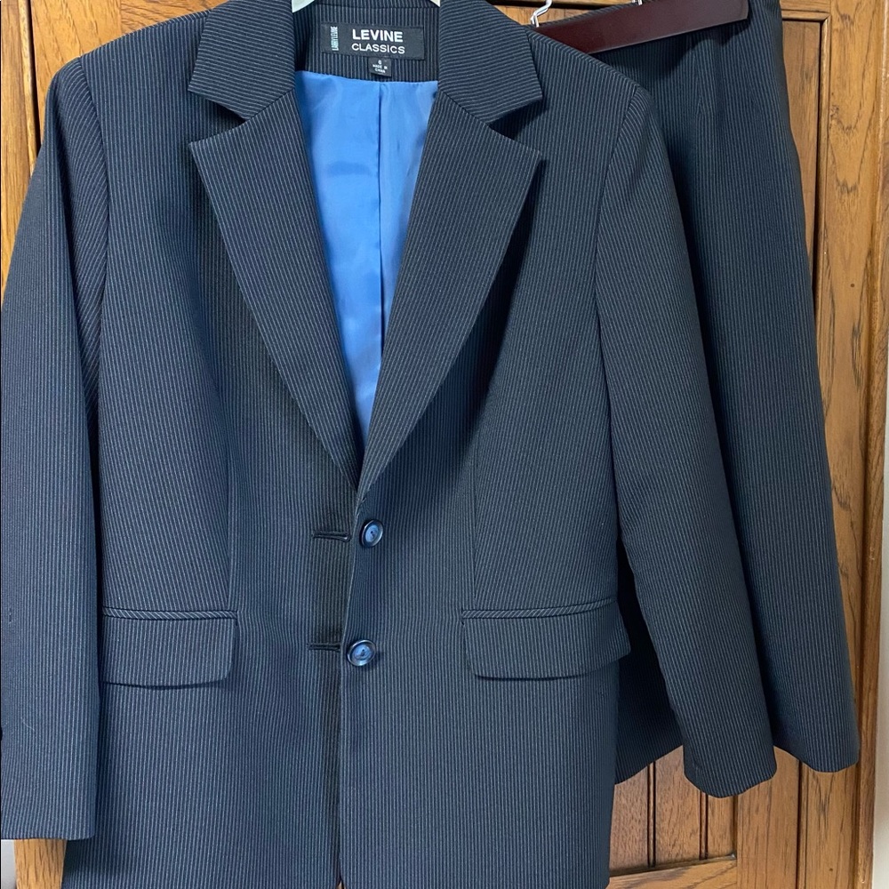 Adam Levine Jacket and Pencil Skirt Ladies Size 6